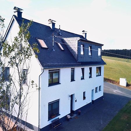 Beautiful Holiday Home Ideal For Hikers Kleinlangenfeld Exterior foto